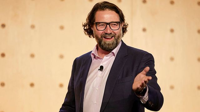 没成功？顶级科技公司 CEO 表示，你太努力了