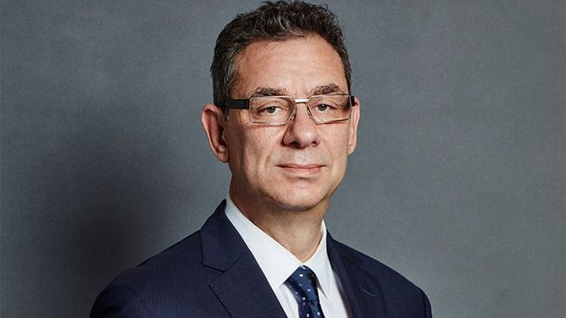 辉瑞首席执行官向您展示如何快速完成“不可能”的任务